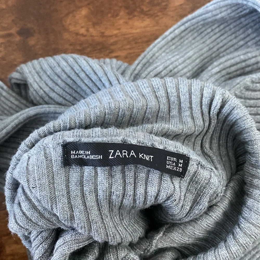 Grey Zara Knit Turtleneck Sweater - Picture 5 of 5